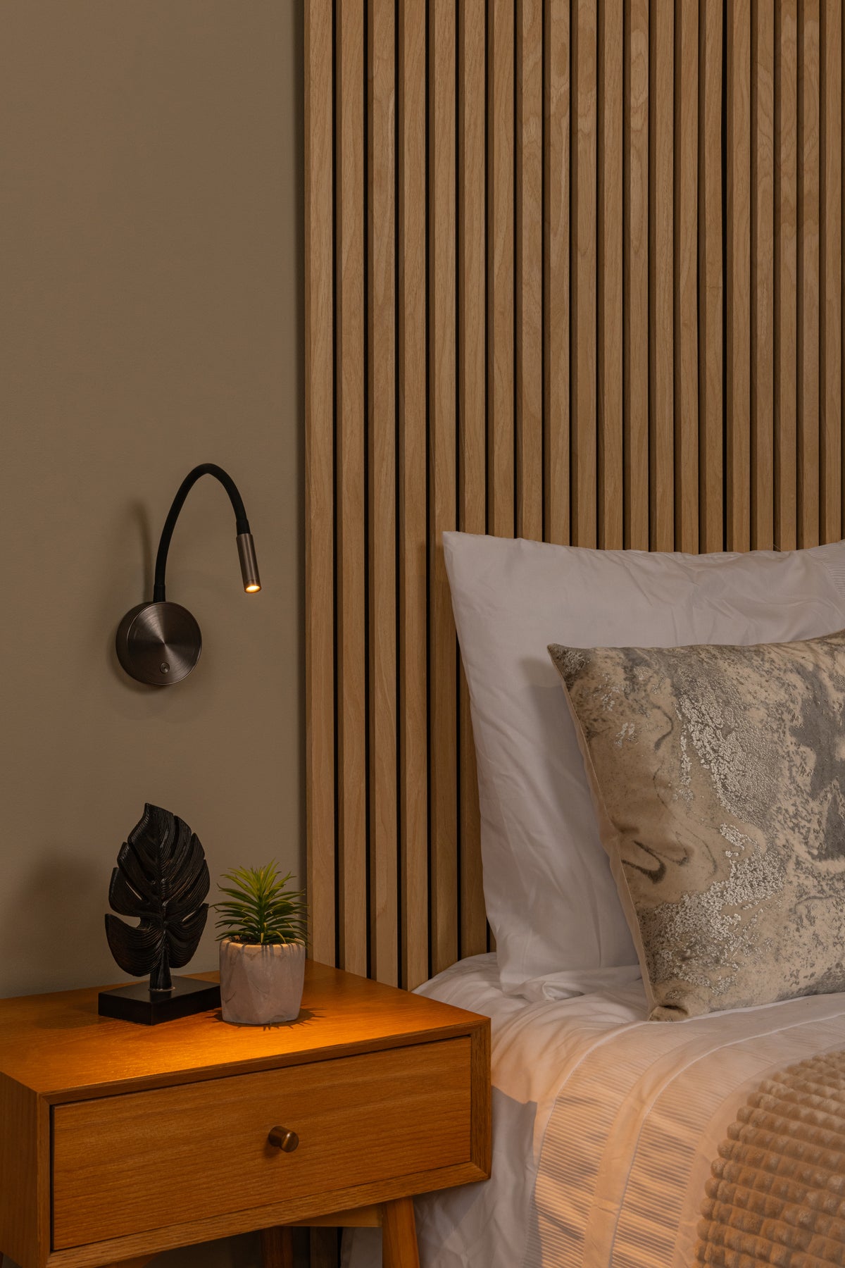 Asjaro oplaadbare wandspot