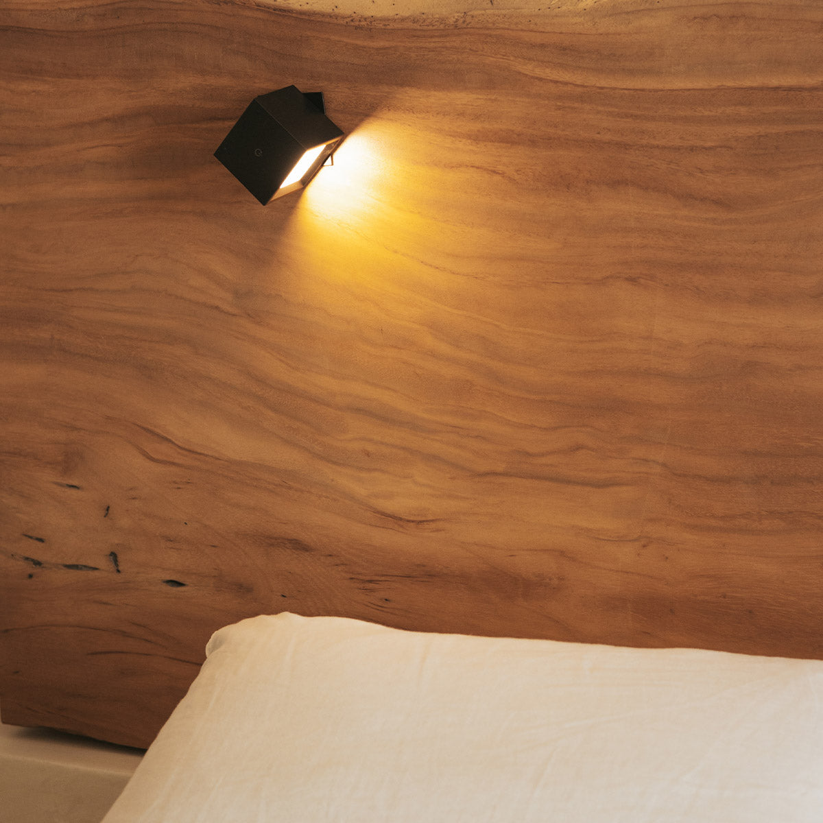 Zatedano oplaadbare wandlamp