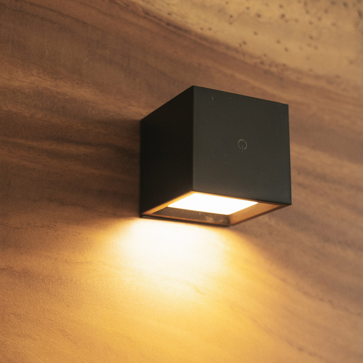 Zatedano oplaadbare wandlamp