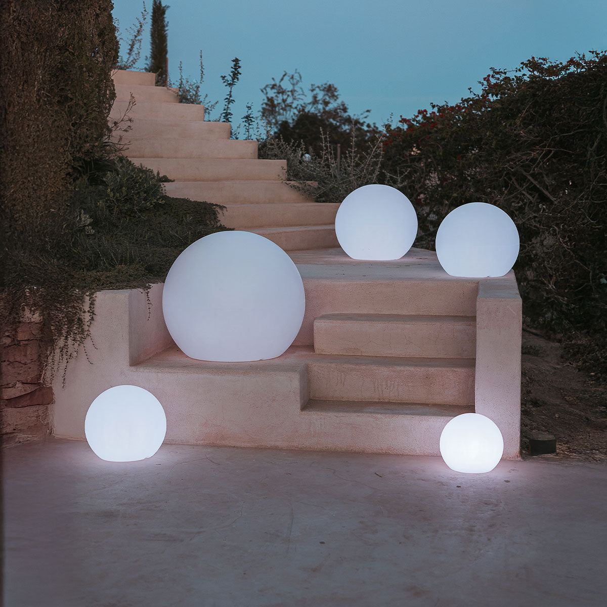 Isusaro solar lichtbol