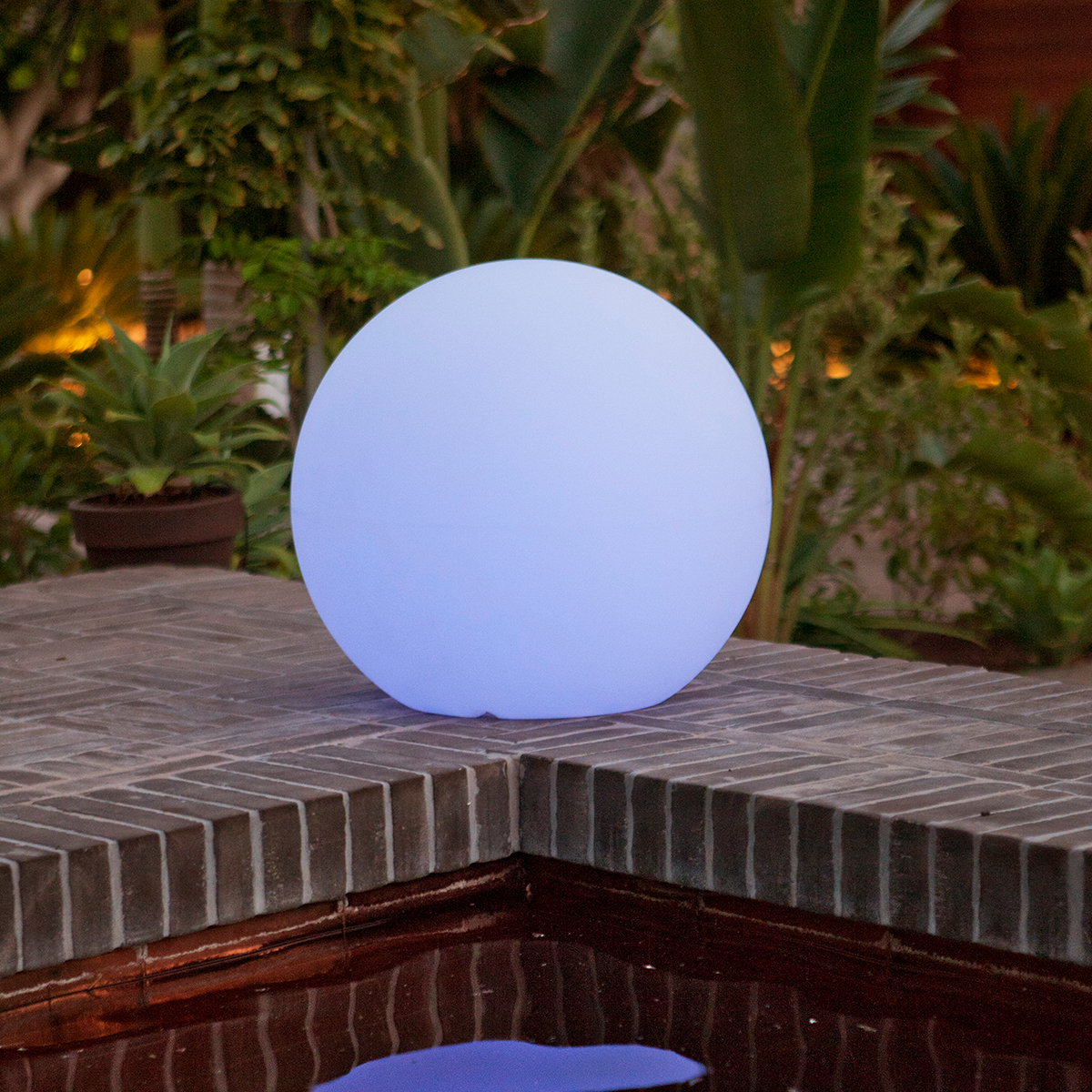 Isusaro solar lichtbol