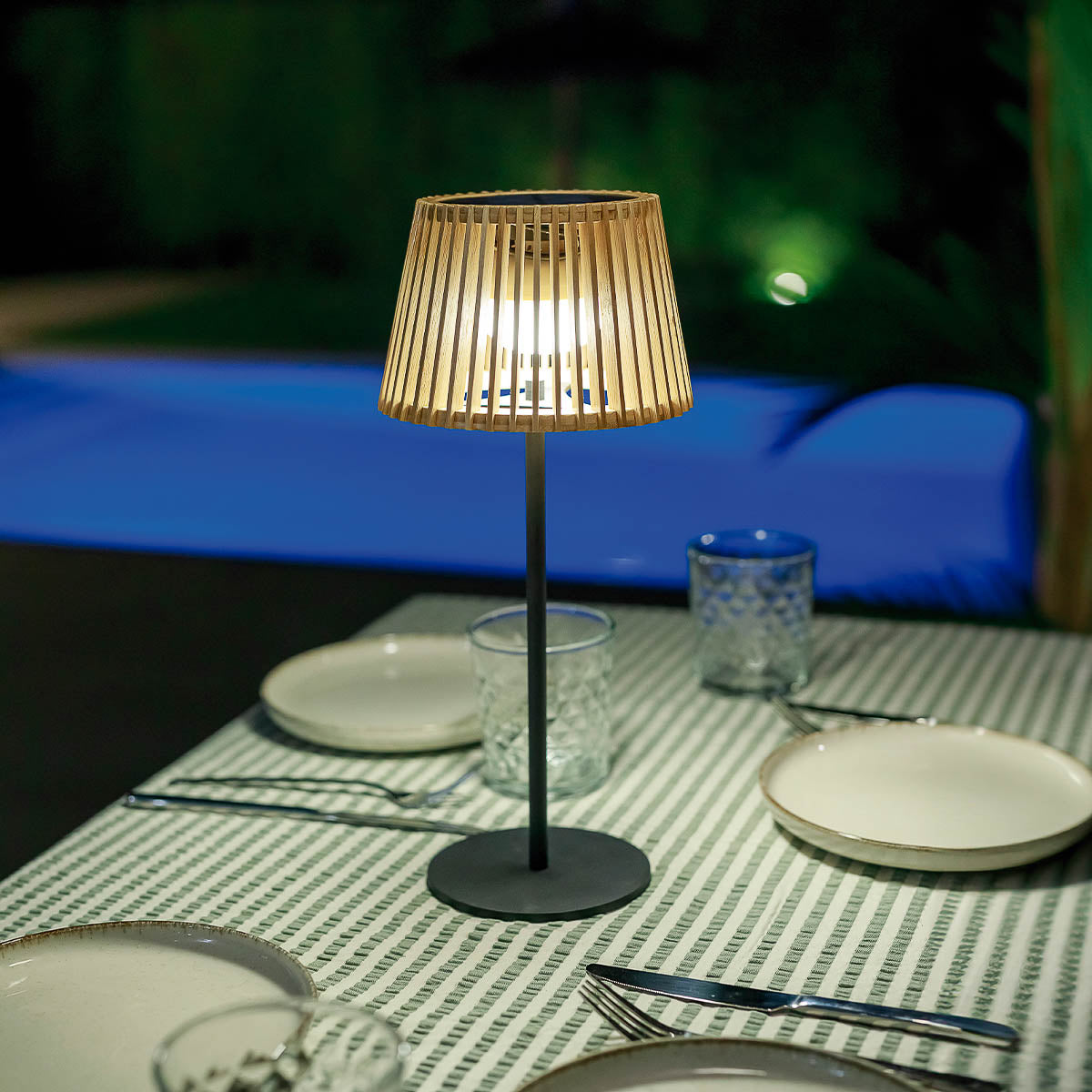 Ucuravo solar tafellamp