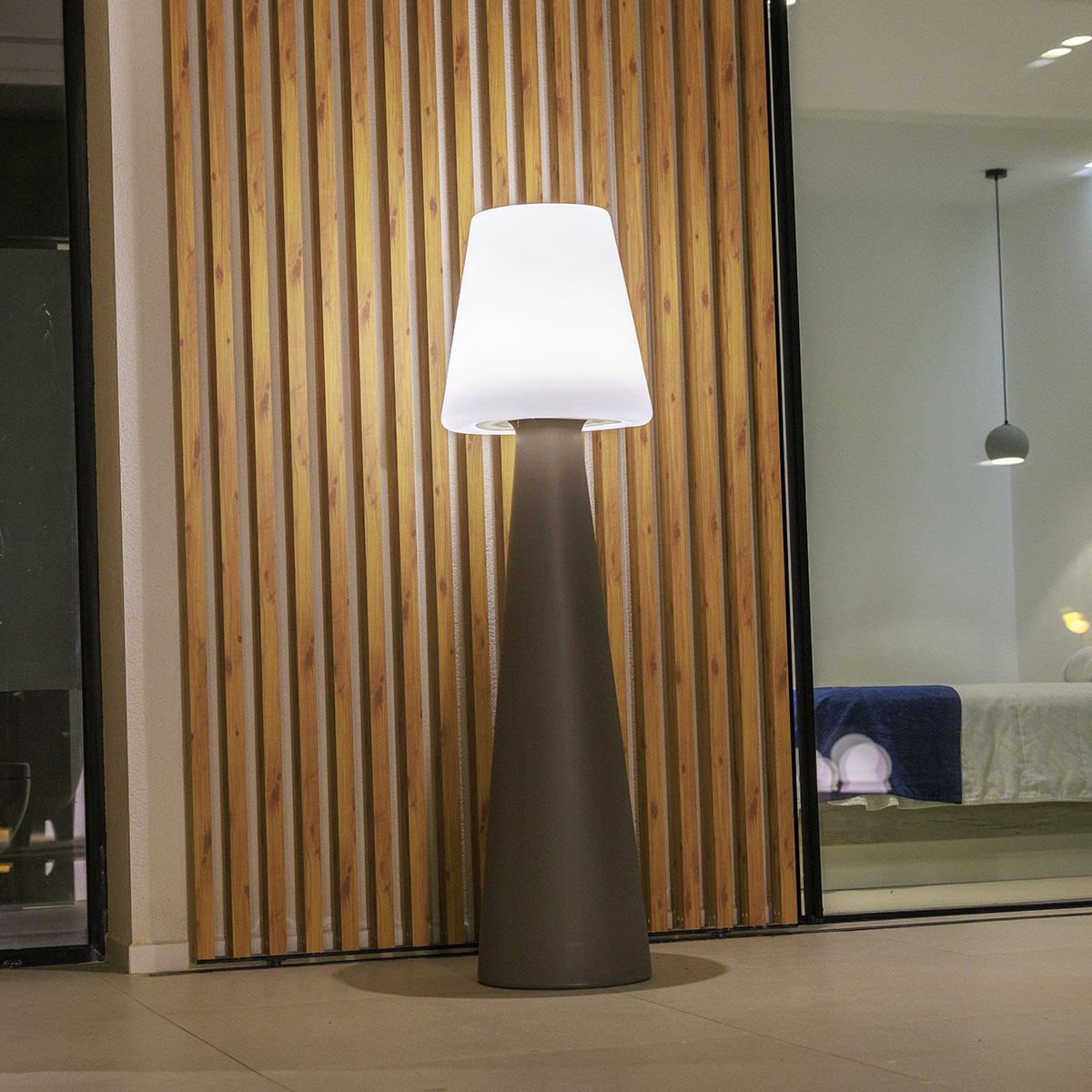 Nogevaro oplaadbare vloerlamp