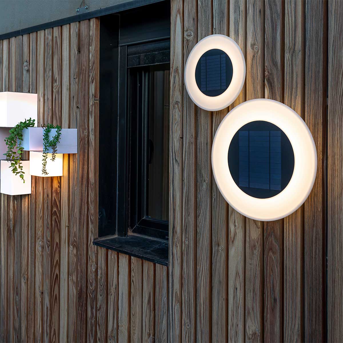 Zanevavo solar wandlamp
