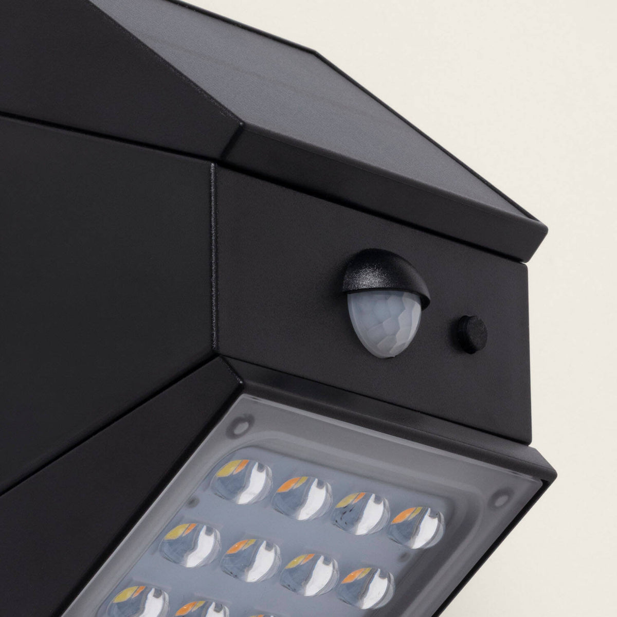 Marivo solar buitenwandlamp met bewegingssensor