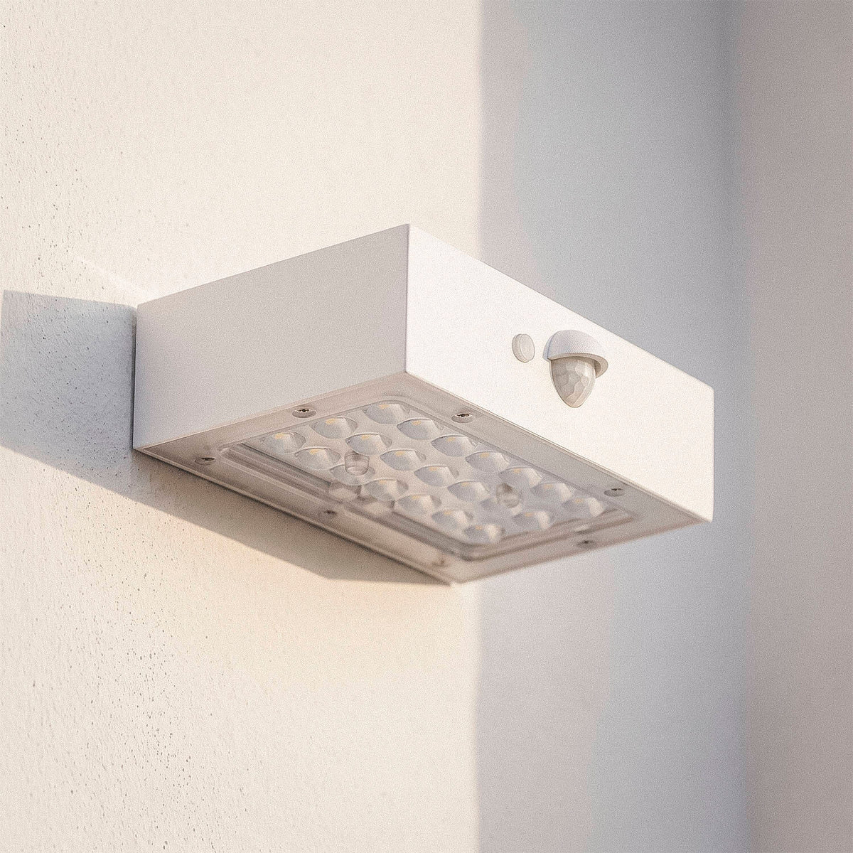 Karlavo solar buitenwandlamp met bewegingssensor