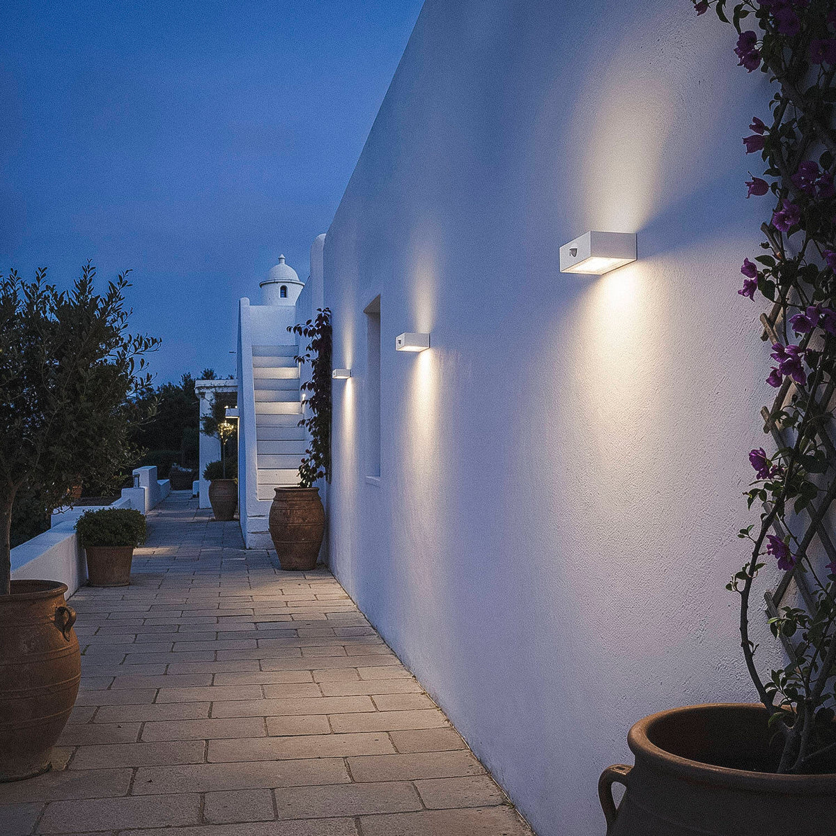 Karlavo solar buitenwandlamp met bewegingssensor
