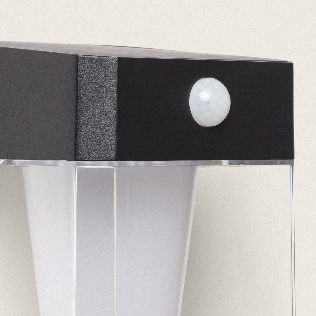 Efrivo solar buitenwandlamp met bewegingssensor