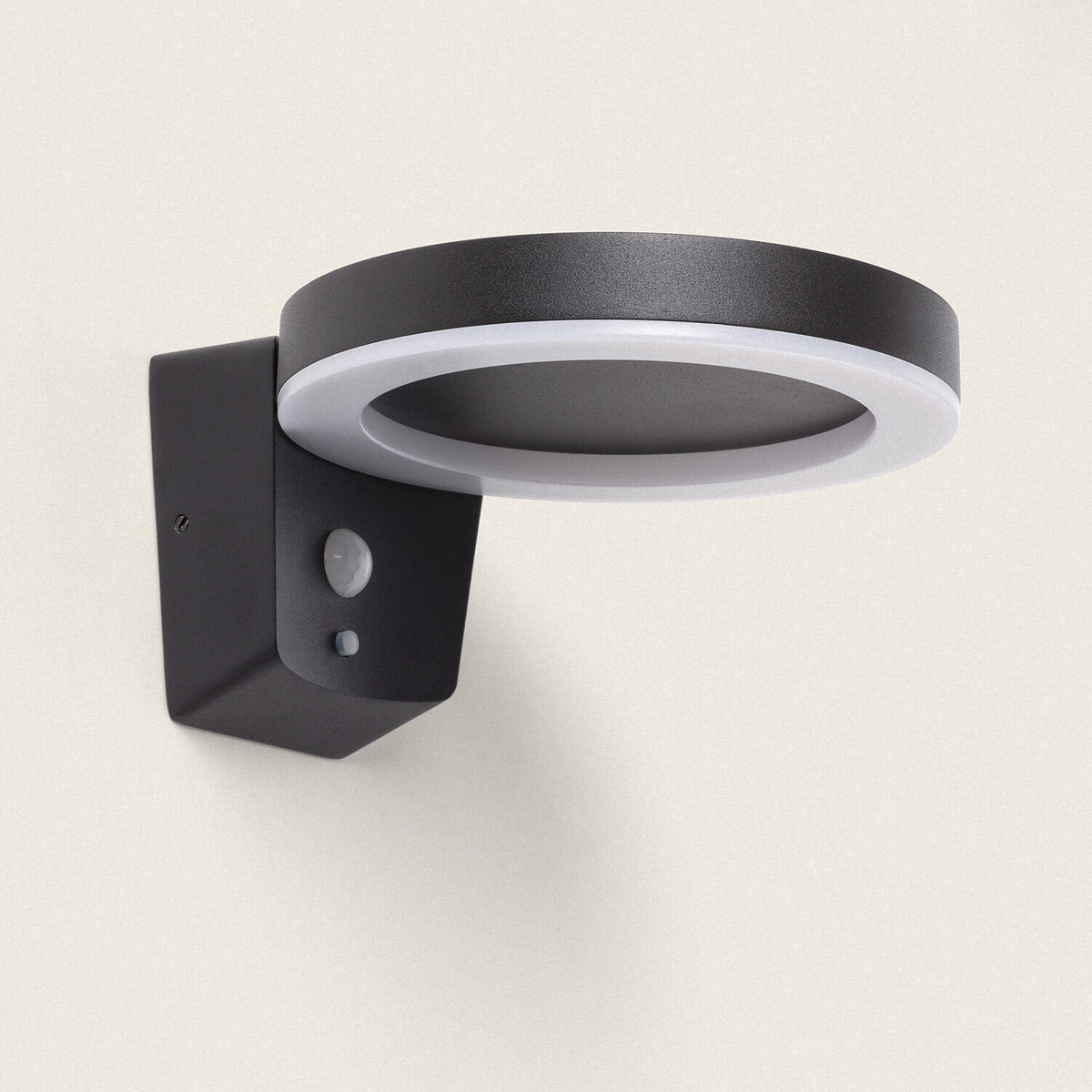 Arisivo solar buitenwandlamp met bewegingssensor