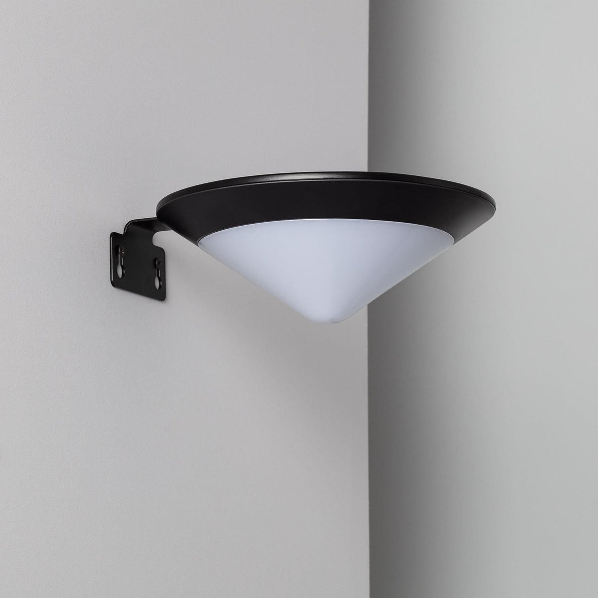 Tucsano solar buitenwandlamp met bewegingssensor
