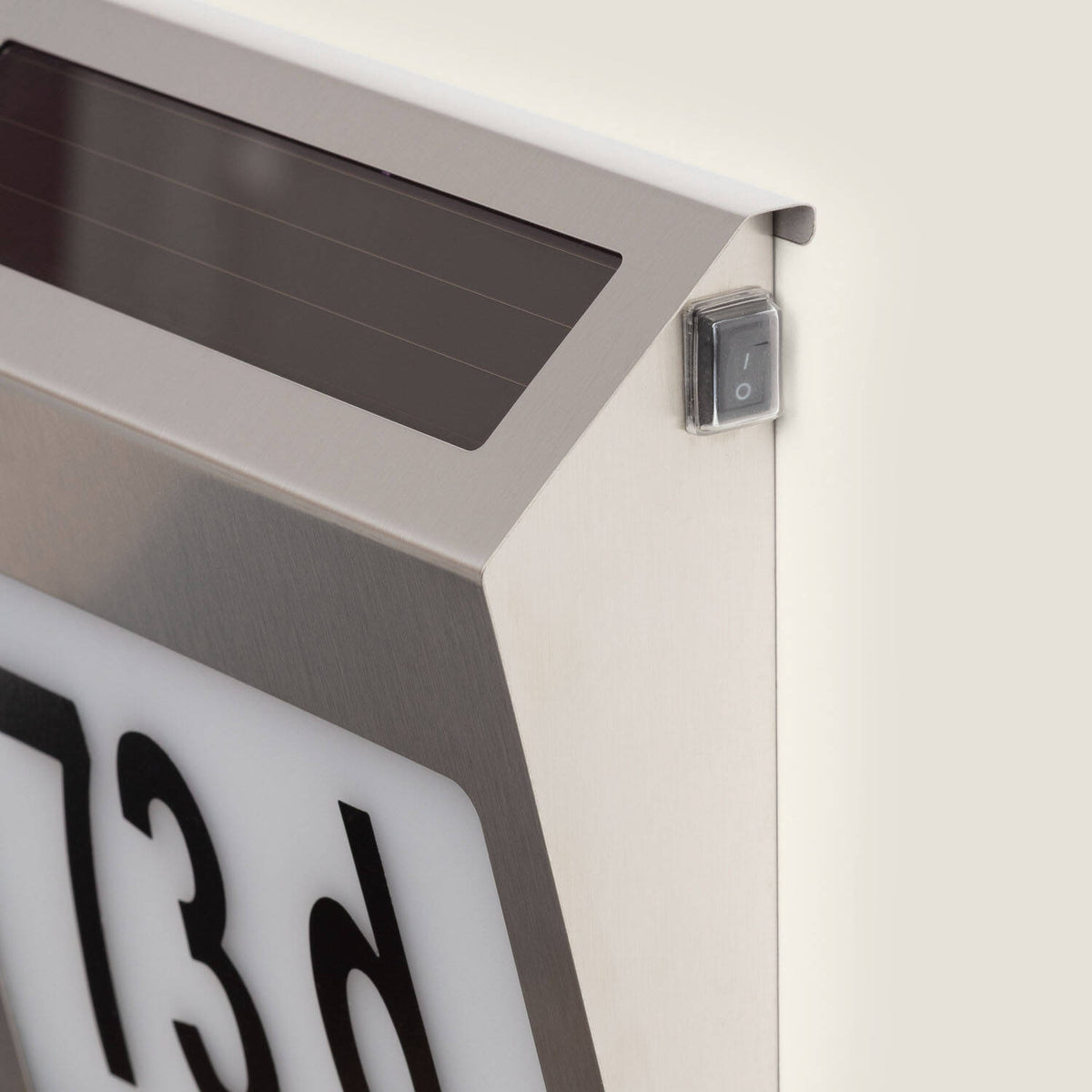 Baravo solar buitenwandlamp