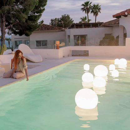 Isusaro solar lichtbol