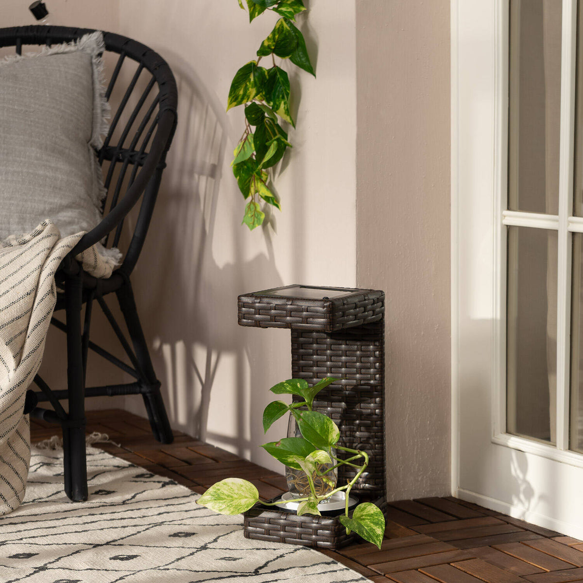 Agrano solar tafellamp buiten