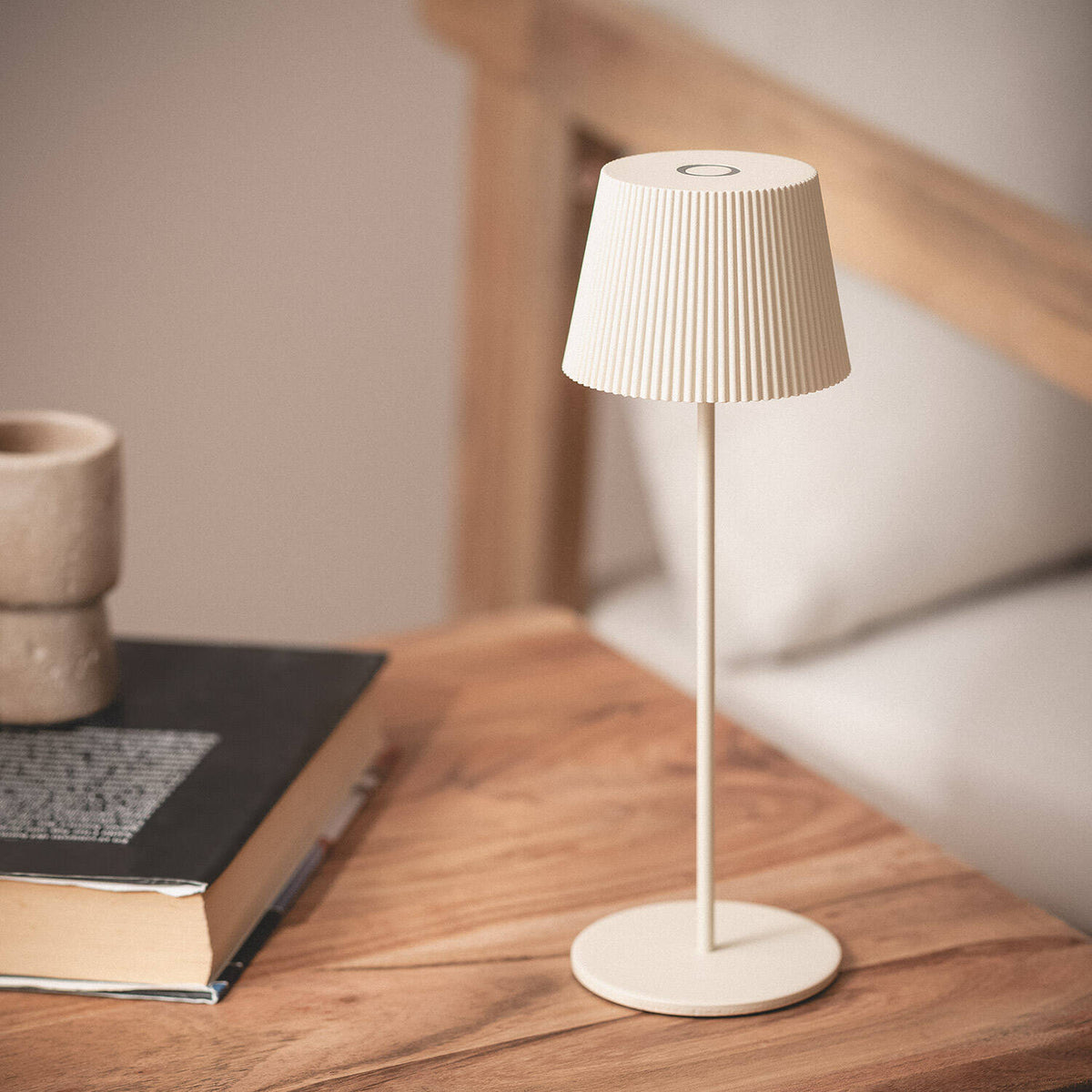 Faravo oplaadbare tafellamp buiten
