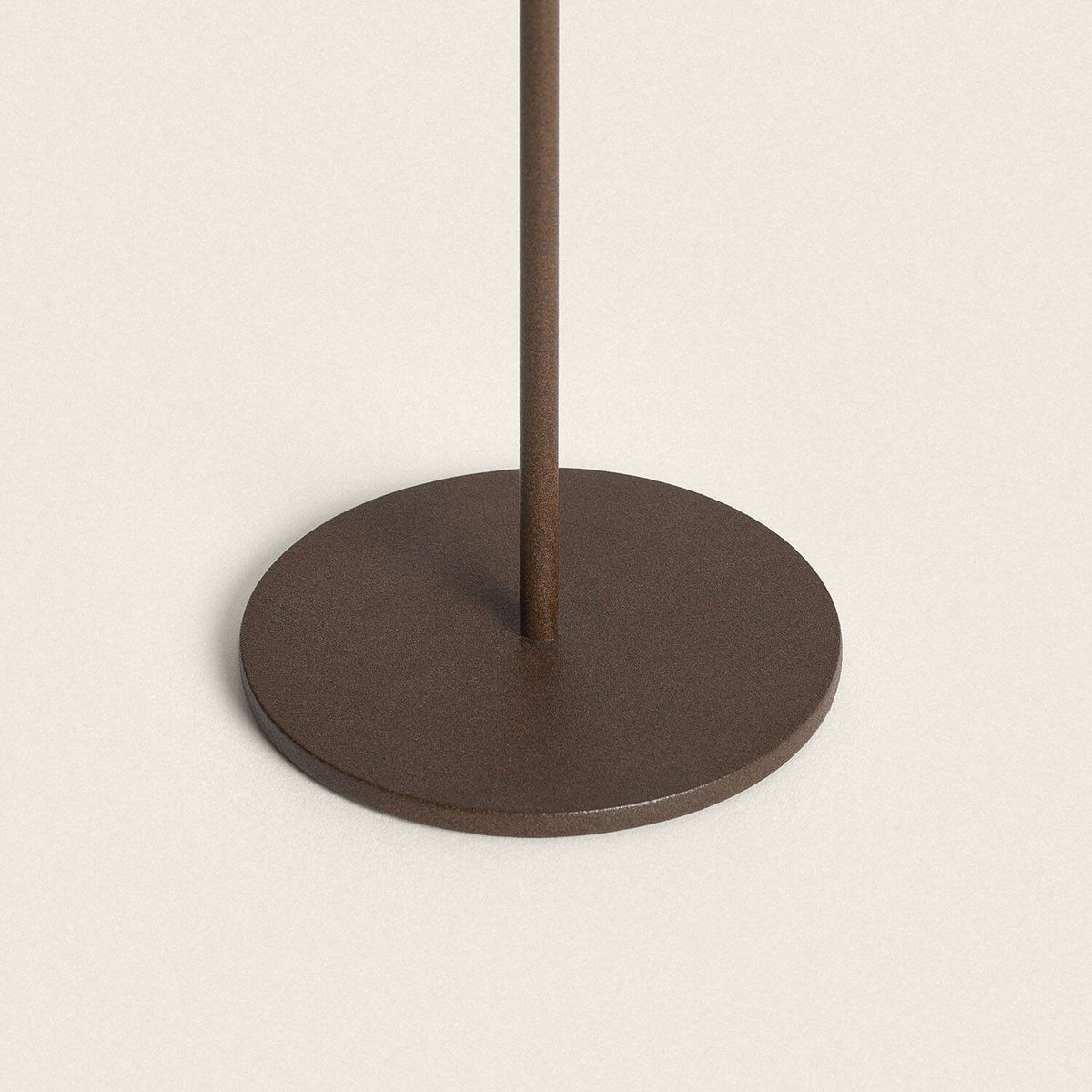 Willavo oplaadbare tafellamp buiten