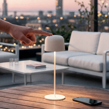 Lunaro oplaadbare tafellamp buiten
