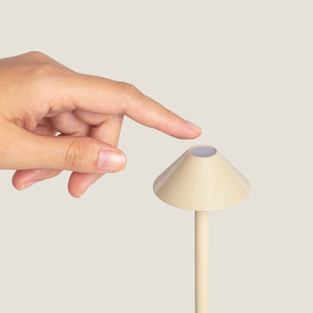 Magaro oplaadbare tafellamp buiten