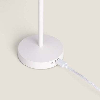 Milavo oplaadbare tafellamp buiten