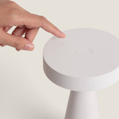 Catavo oplaadbare tafellamp buiten