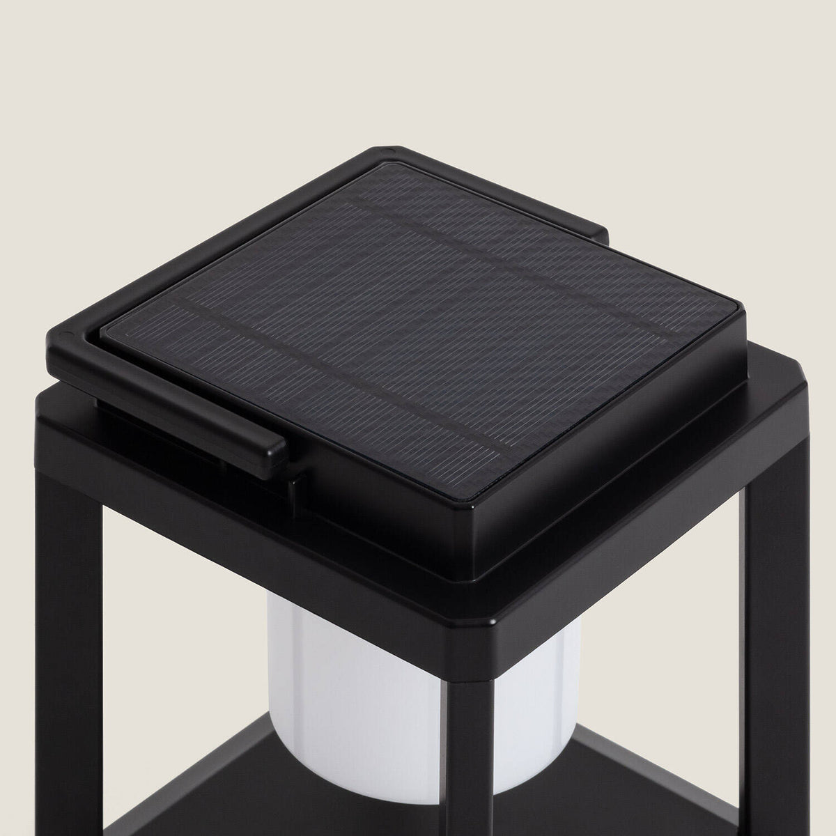 Peraro solar tafellamp buiten