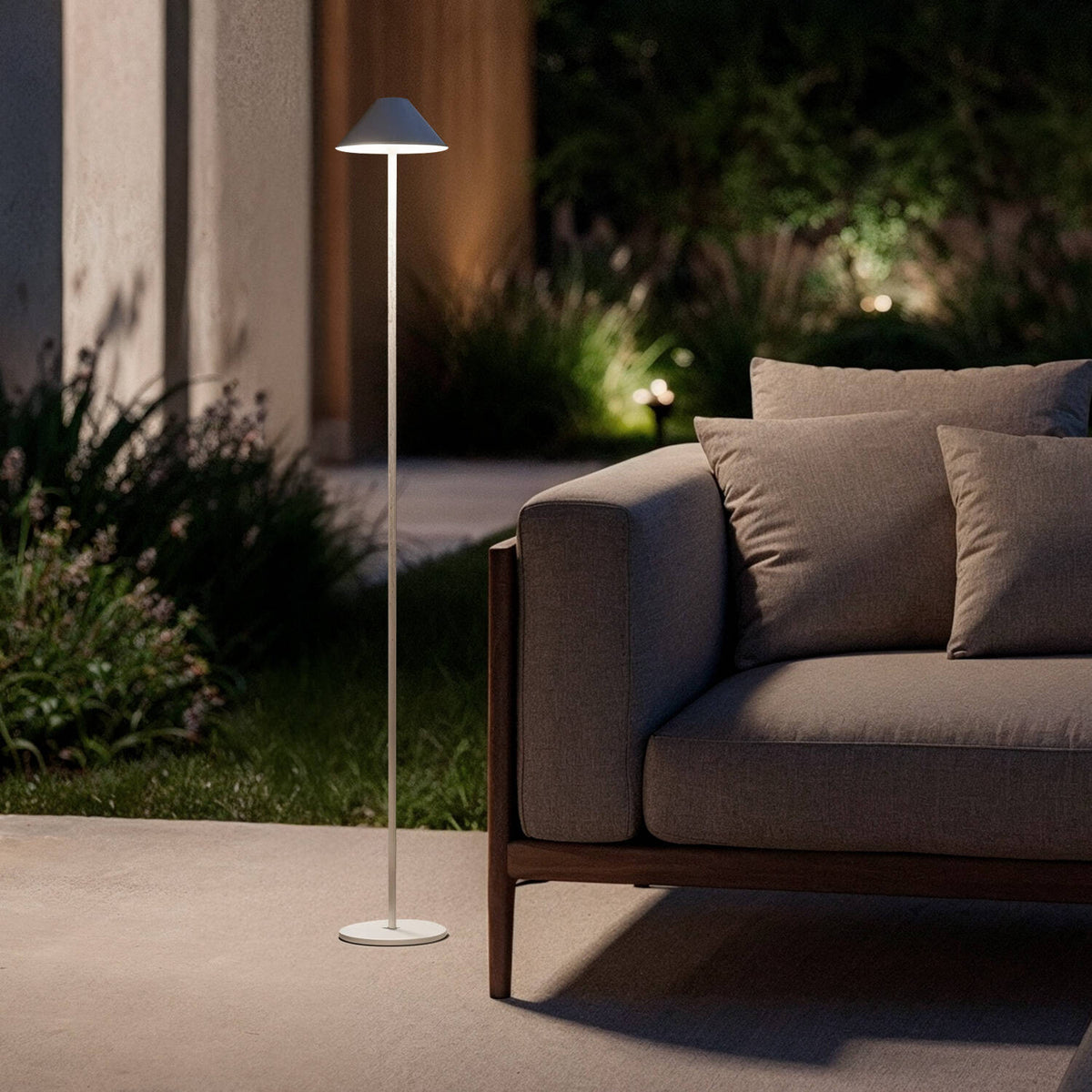 Kivaro oplaadbare vloerlamp buiten