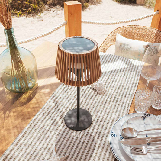 Ucuravo solar tafellamp